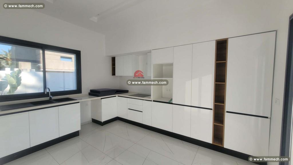 VILLA AVEC PISCINE À MEZRAYA DJERBA ZA - RÉF V620