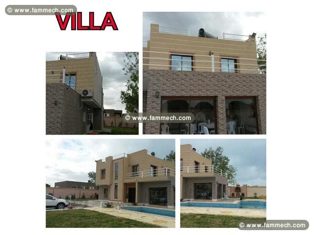 Villa avec piscine en pleine campagne de Rtiba