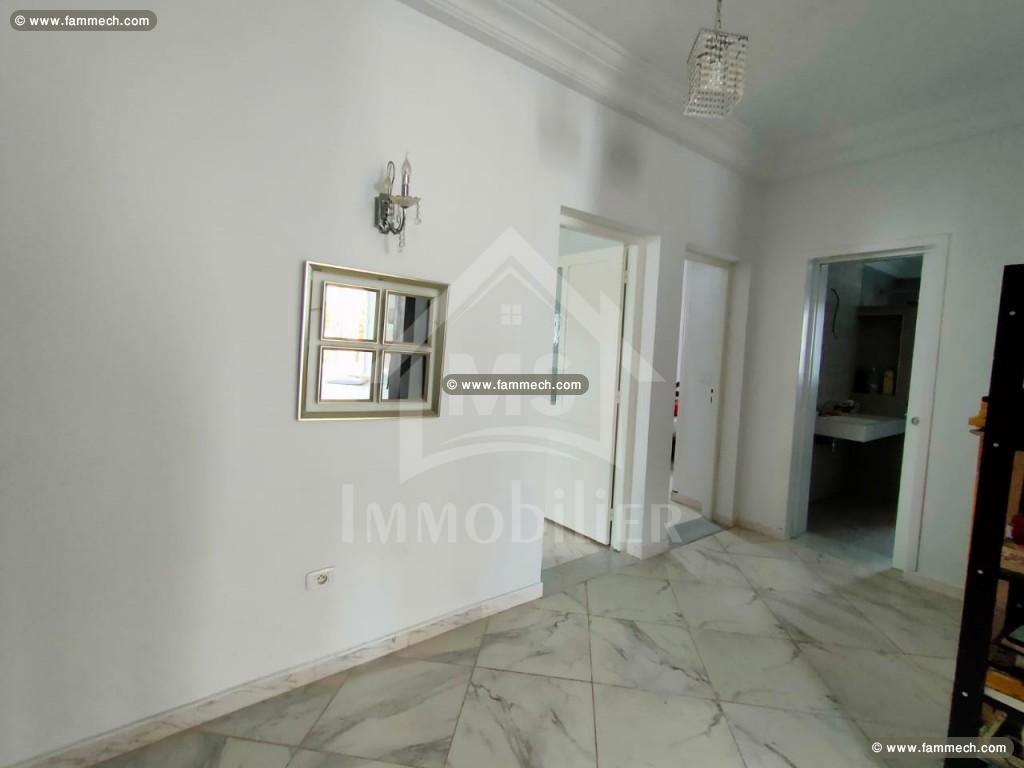 villa avec piscine et jardin à Yasmin Hammamet