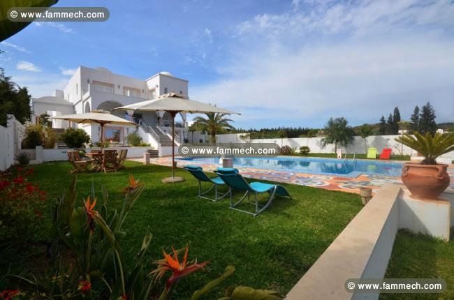 Villa avec piscine hammam tennis