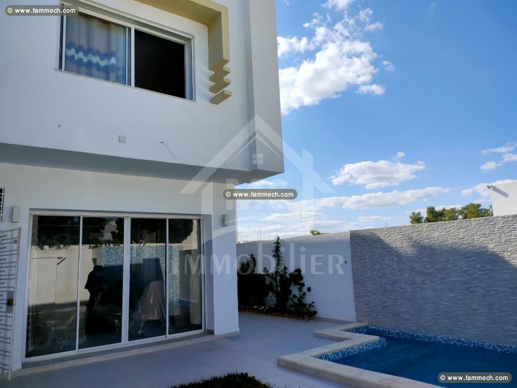 Villa avec pisicne à Hammamet Nord à Vendre