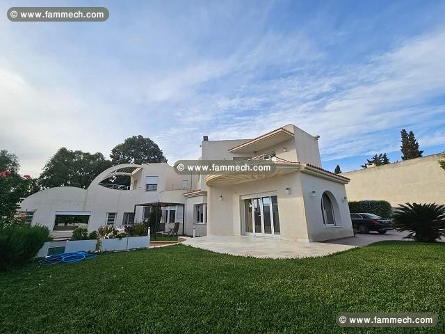 Villa château des merveilles (réf: v2711) :