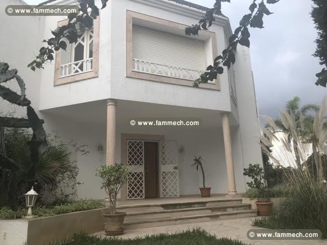 Villa Chic et Moderne HS à Cité Ennasr 1