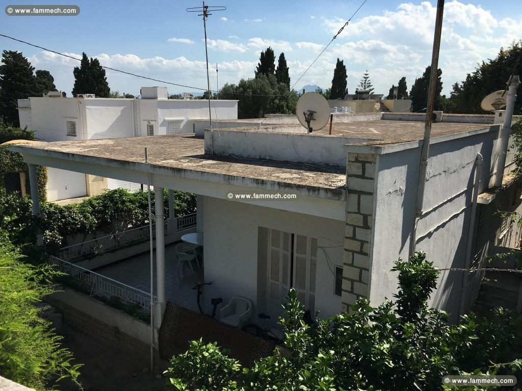 Villa de 490m2 à Carthage Dermech