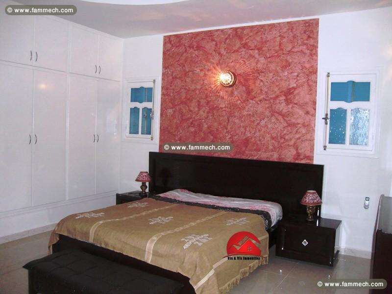 VILLA DE VACANCES À HOUMT SOUK - RÉF L093
