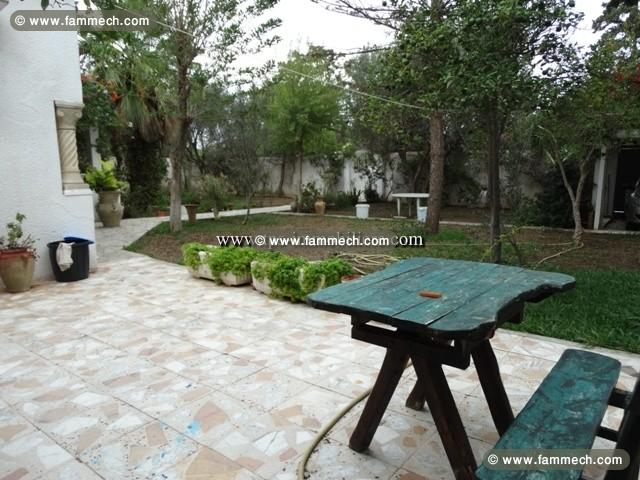 Villa FADHILA(Réf: L1740)