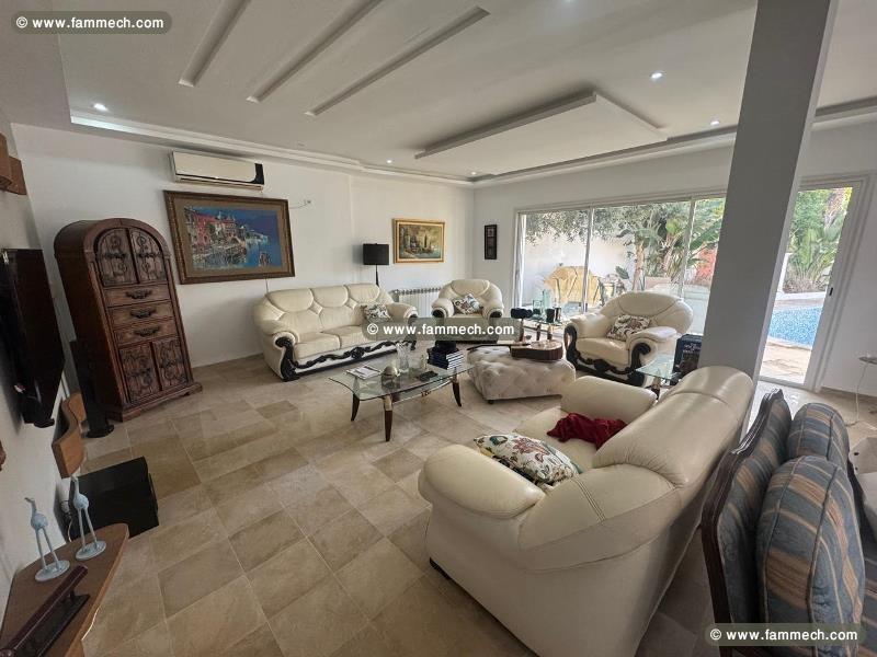 Villa jadea (réf: v2909)