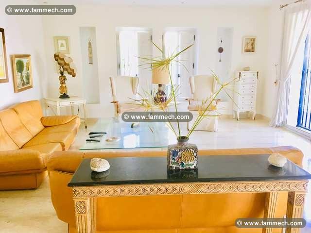 VILLA LA CASCADE AV1417