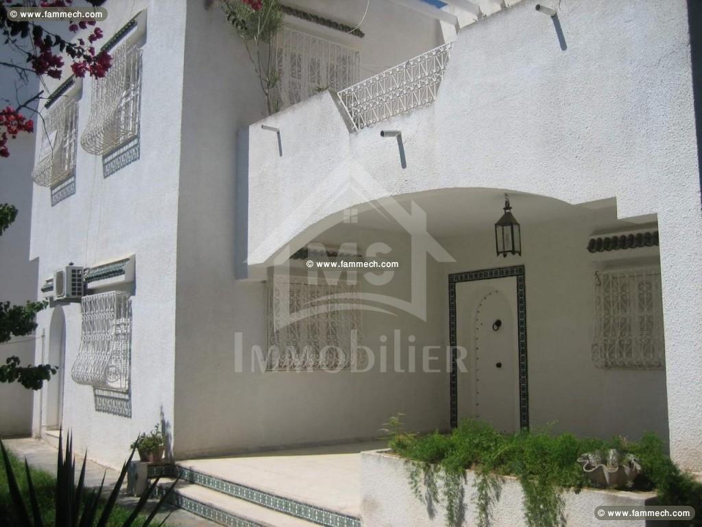 Villa meublée à la zone touristique à vendre