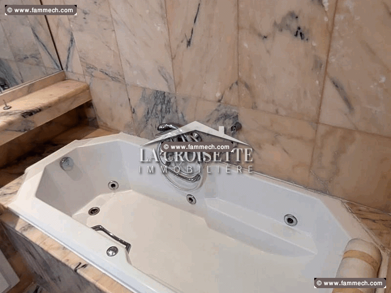 Villa meublée S+3 avec piscine à Carthage  MVL0114