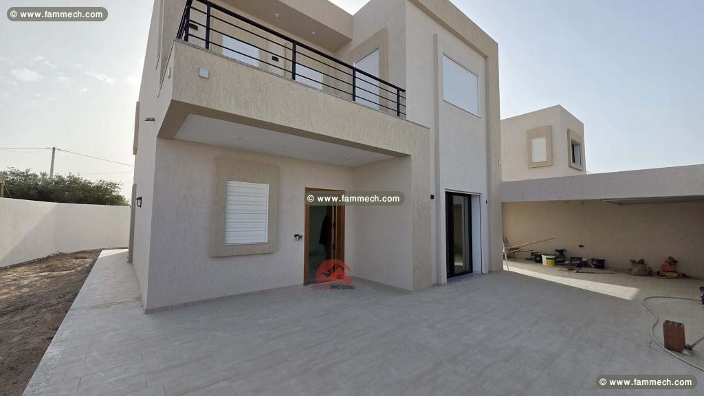 VILLA NEUVE À DJERBA HOUMT SOUK ZU - RÉF V719