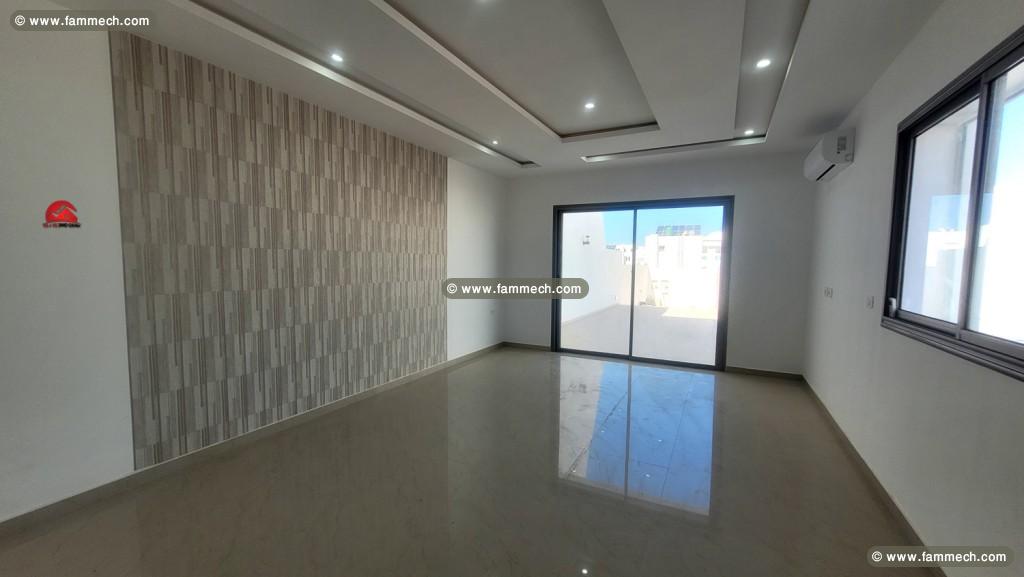 VILLA NEUVE AVEC PISCINE À HOUMT SOUK DJERBA