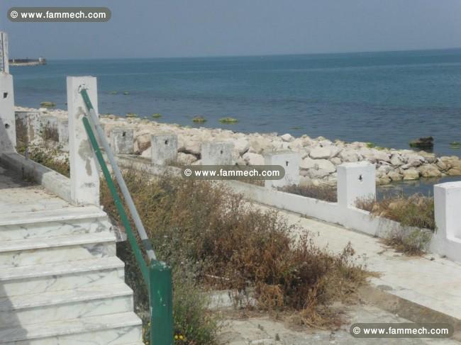Villa pied dans l'eau à Carthage CS-55649a