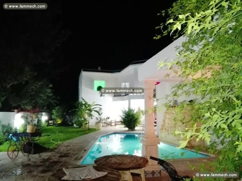 Villa plaza(réf: l896)