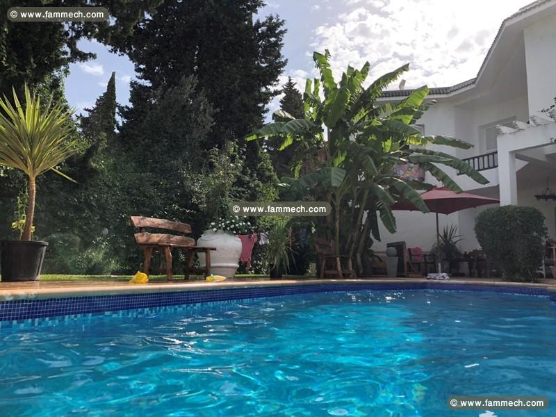 Villa plaza(réf: l896)