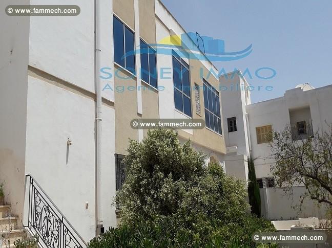 Villa route El Ain km 3 en deux étages