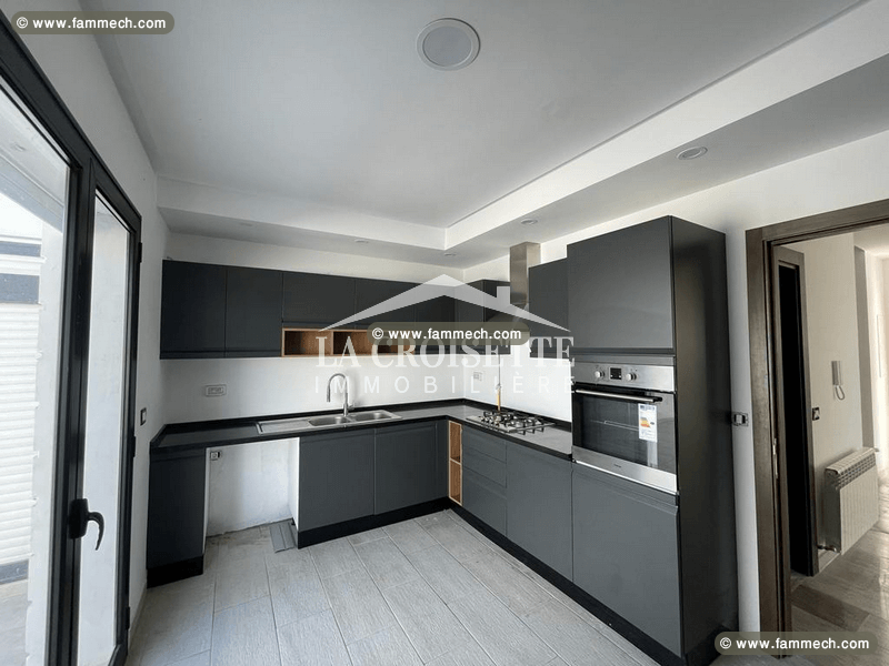 Villa S+3 à La Soukra MVL0978