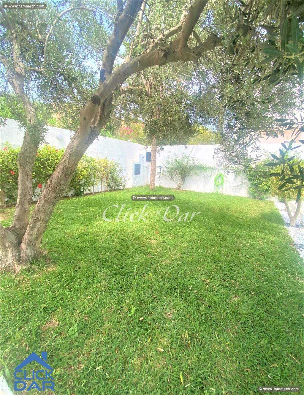 Villa S+3 avec piscine à Hammamet Nord