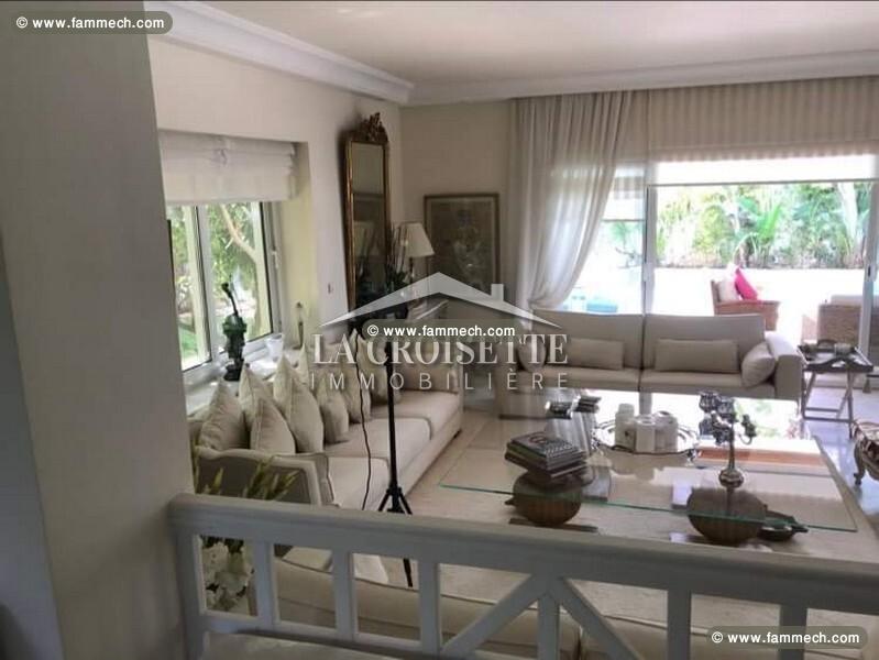 Villa S+3 meublée avec piscine à Gammarth ZVL0241
