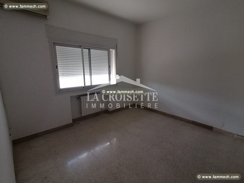 Villa S+4 à La Marsa ZVL1537