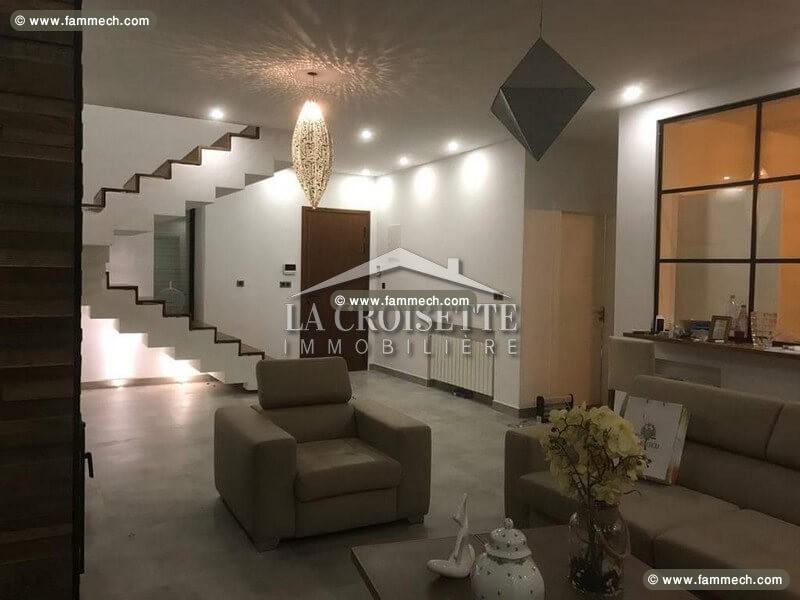 Villa S+4 à La Soukra MVV0294