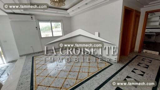 Villa S+4 avec piscine à Ain Zaghouan Nord MVL1540