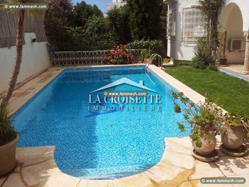 Villa S+4 avec piscine à Gammarth  MVL1534