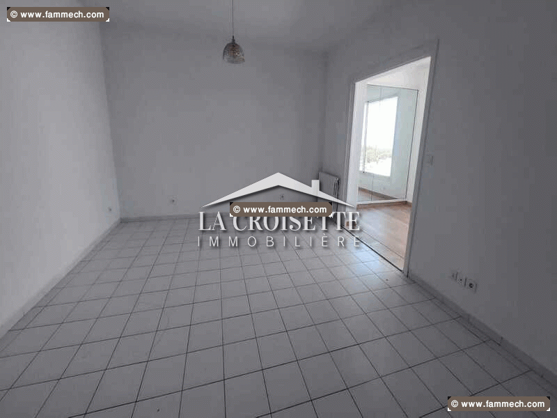Villa S+4 avec piscine à Gammarth  MVL1104