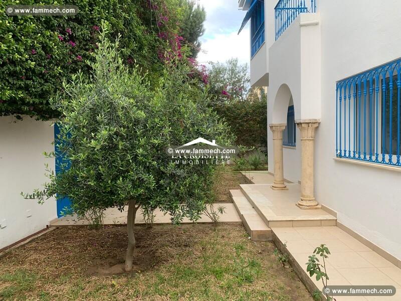 Villa S+5 à La Marsa  ZVL1541