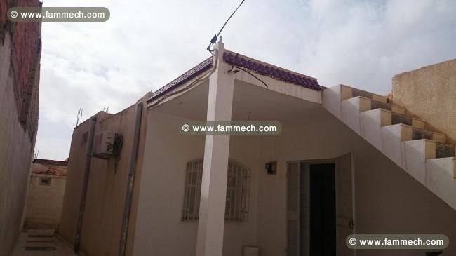 Villa S plus 3 de 260m à Doualy