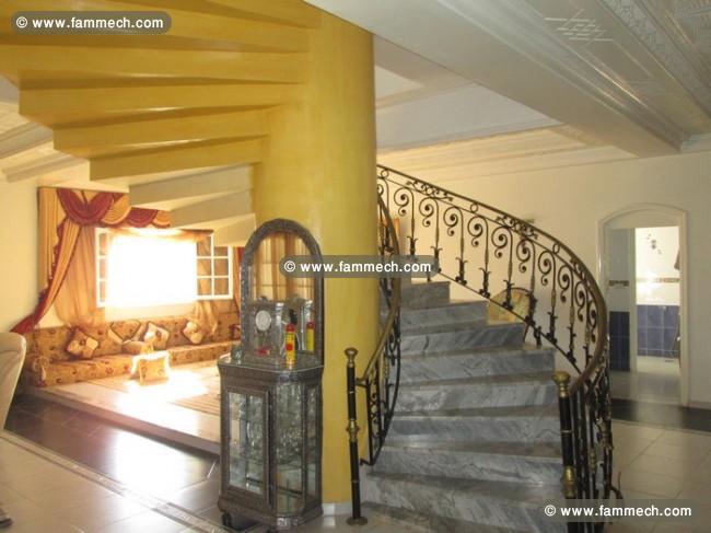 villa style américain à borj hfaidh à 10 min de Ha