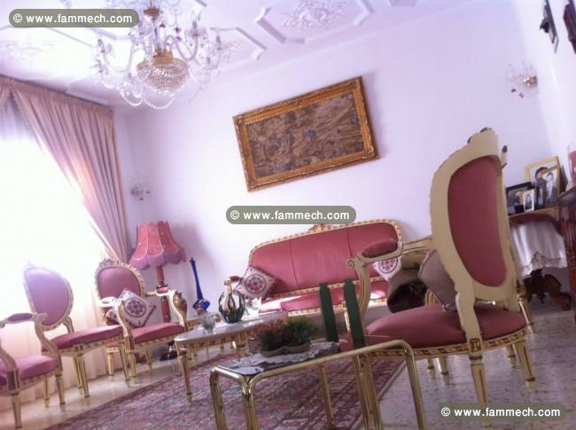 Villa sur 2 étages meublé cité romana 6 mois