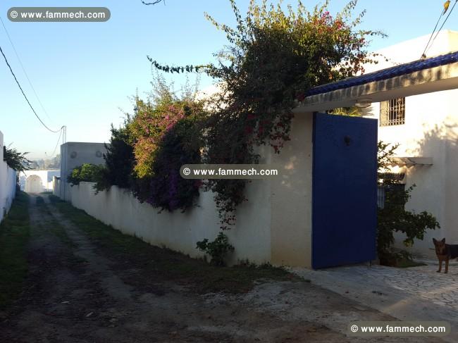 VILLA sur niveaux Séparés, Garage et Studio
