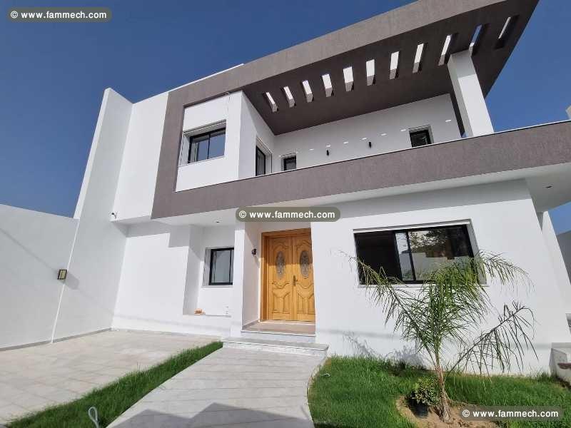 Villa touta (réf: v2559)