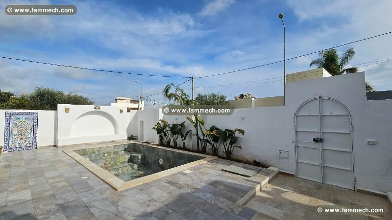 Villa URBANIA(Réf: L3097)