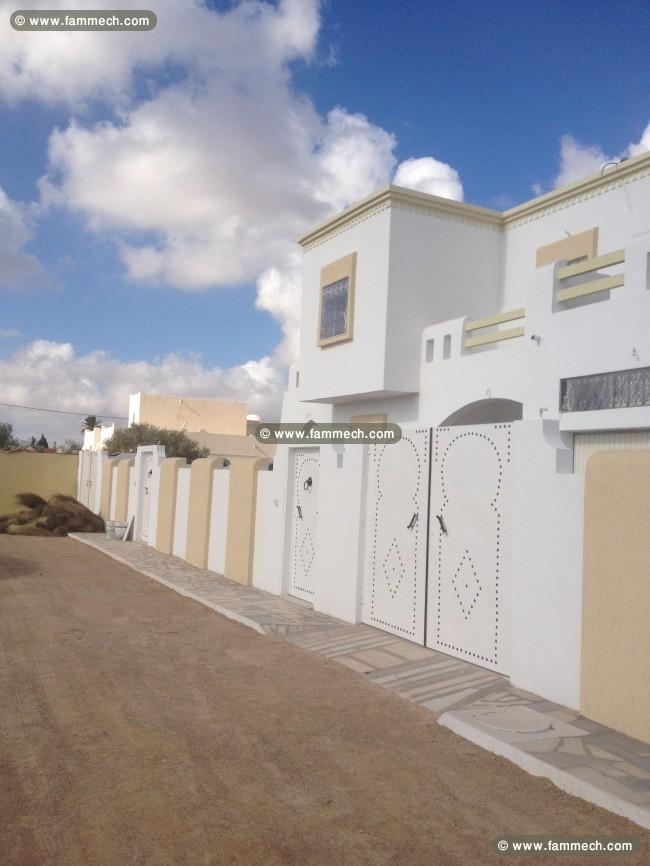 Villas derrière le lycée de Midoun Zone Urbaine
