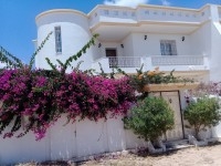 A vendre une villa a djerba au centre midoun 