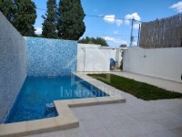 à vendre une villa S+4 à HAMMAMET NORD 51333131