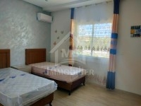 à vendre une villa S+4 à HAMMAMET NORD 51333131