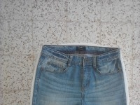 pantalon jeans marque KIABI