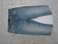 pantalon jeans marque KIABI