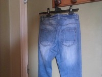 pantalon jeans marque KIABI