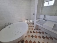 PENTHOUSE MOUNA (Réf: V2610)