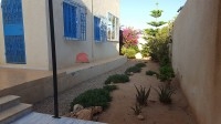 A LOUER POUR LONGUE DURÉE VILLA PISCINE-RÉF L638