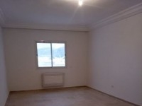 A louer un appartement S+3 Hts 156M