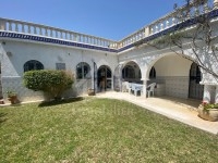 à vendre une belle VILLA à zone touristique 