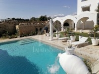à vendre une Magnifique Villa à HAMMAMET SUD