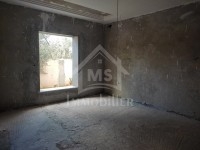 à VENDRE UNE MAISON inachevé à HAMMAMET SUD