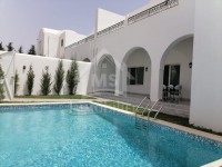 à vendre une VILLA à HAMMAMET CENTRE 51333131