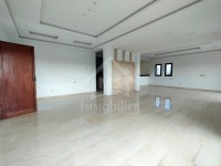 à vendre une villa S+4 à SIDI HAMMAD 51333131